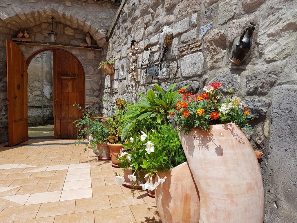 Chez Chantal Bed and Breakfast Meta Exterior foto
